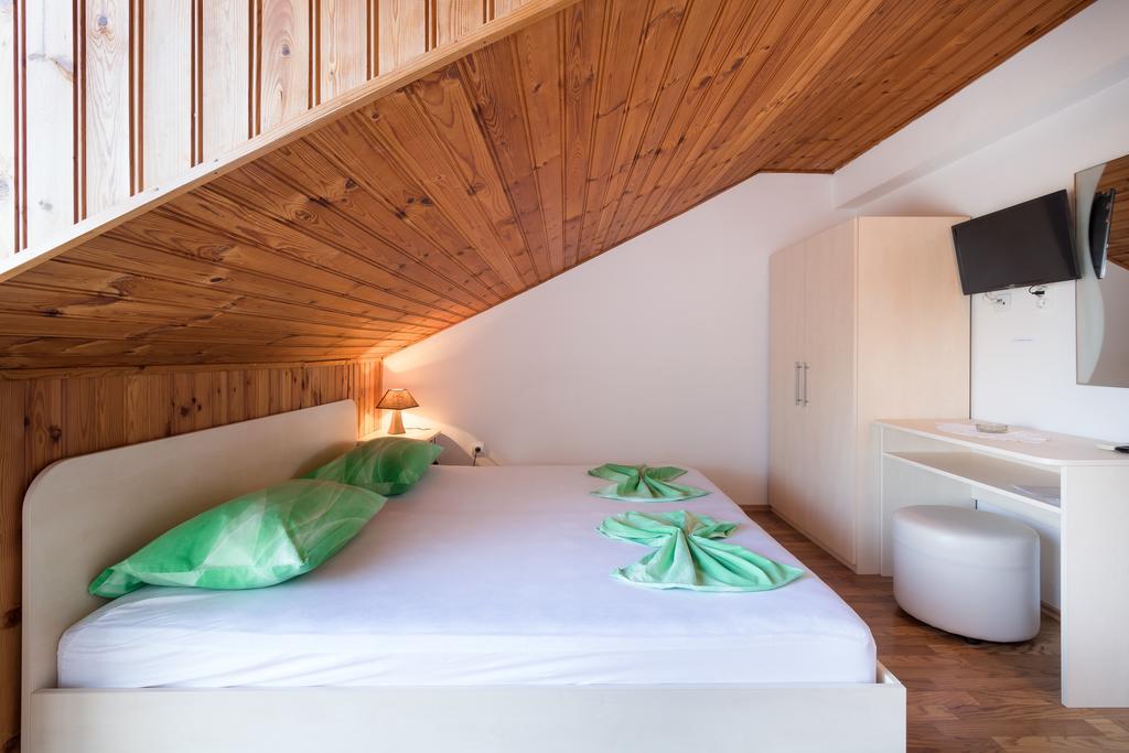 Pansion Lovac Hotel Cavtat Bagian luar foto