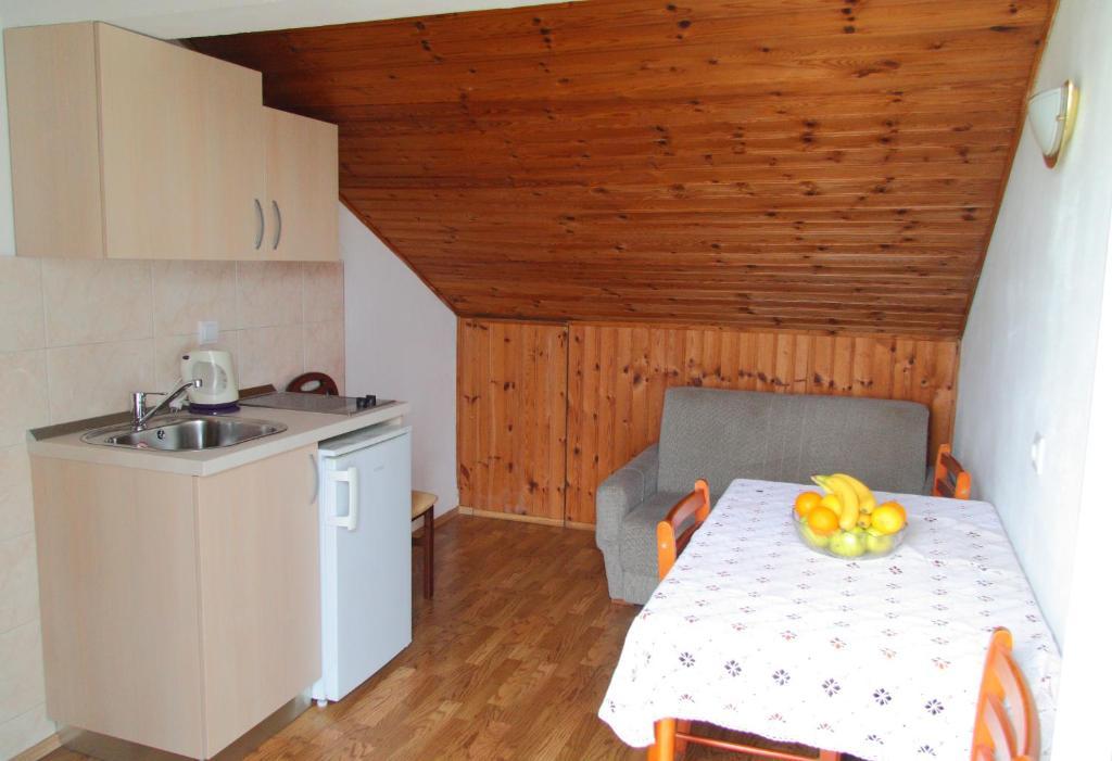Pansion Lovac Hotel Cavtat Ruang foto