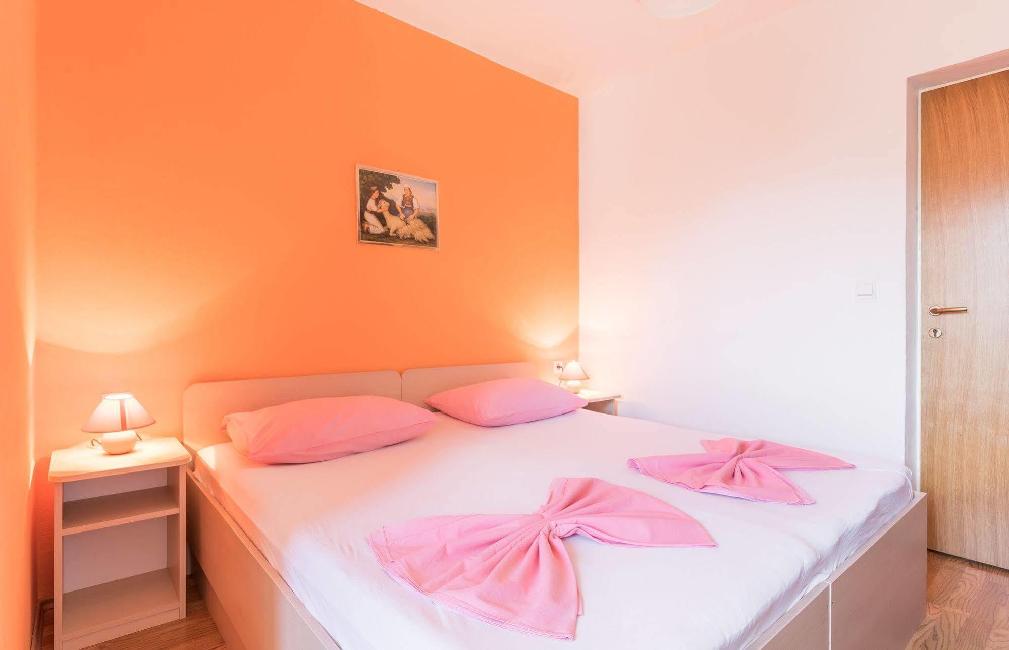 Pansion Lovac Hotel Cavtat Bagian luar foto